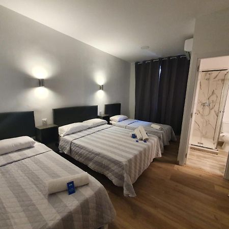 Hostal Vara Madrid Eksteriør billede