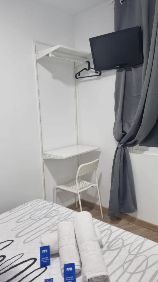 Hostal Vara Madrid Eksteriør billede