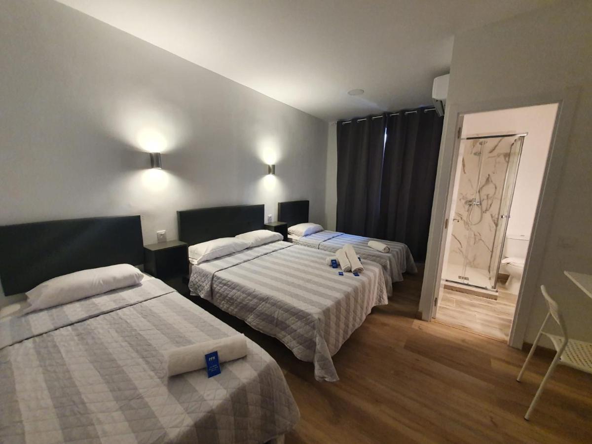 Hostal Vara Madrid Eksteriør billede